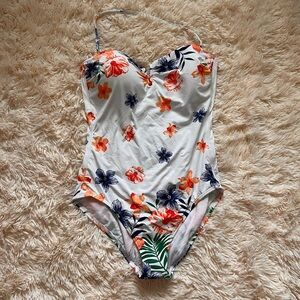 Tommy bahama swim